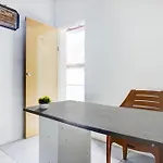 Hotel O Medan Timur Near Rsu Madani